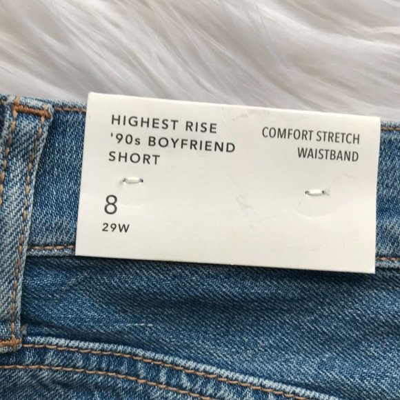NWT American Eagle Highest Rise 90's Jean Shorts - Size 8 - Picture 3 of 5